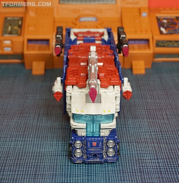 Review Siege Ultra Magnus Leader War For Cybetrtron  (84 of 93)